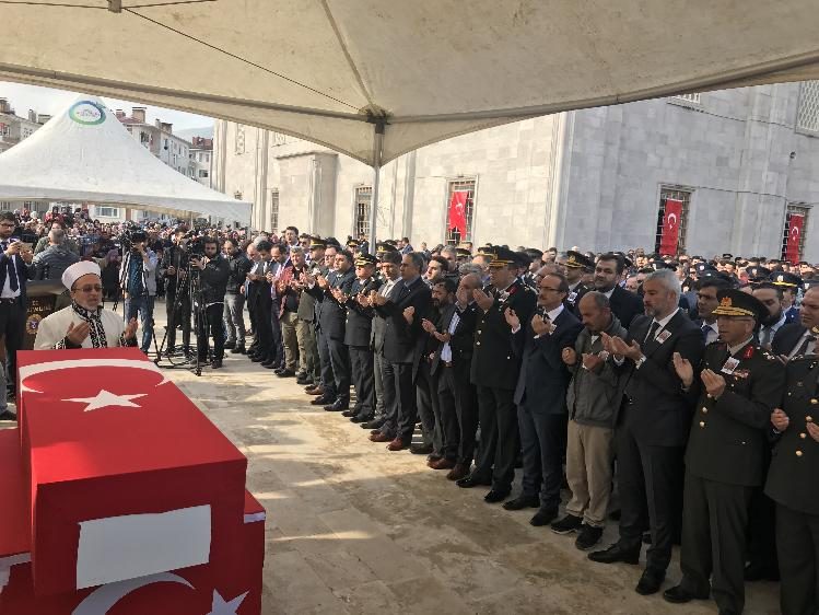 Şehidimizi son yolculuğuna uğurladık