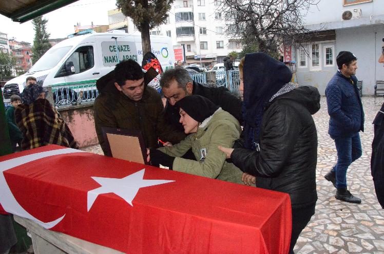 Kazada vefat eden polis son yolculuğuna uğurlandı