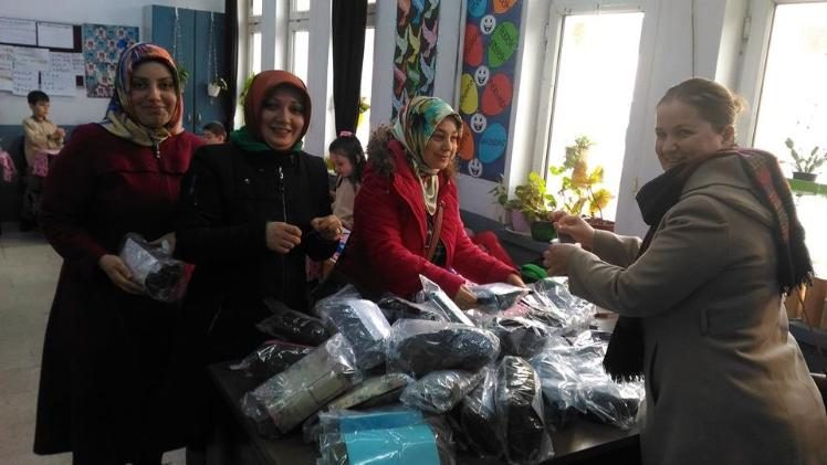 Öğrencilerden Mehmetçiklere sevgi köprüsü