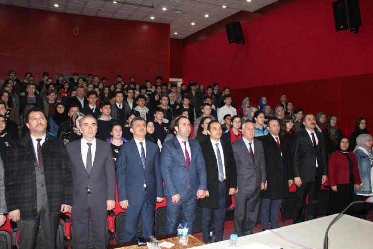 “Medeniyetimiz ve Gençlik” konferansı