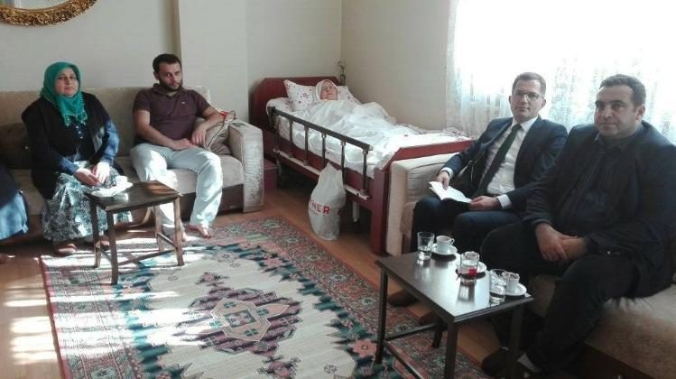 VATANDAŞLARIN İSTEK VE TALEPLERİNİ DİNLİYORLAR
