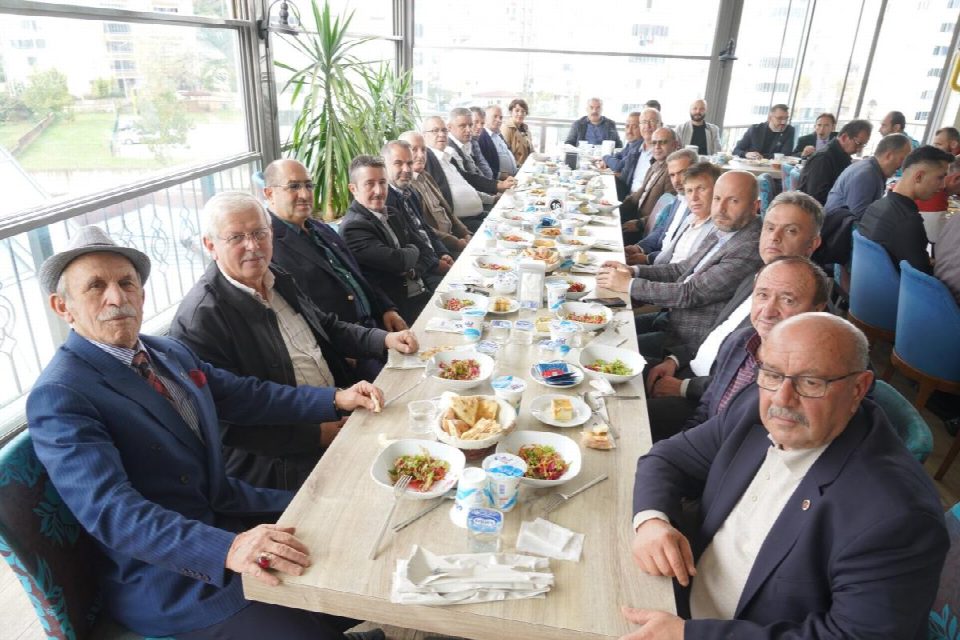 Fatsa Belediye başkanı İbrahim Etem Kibar: “Muhtarlarımıza emek ve gayretlerinden dolayı minnettarız”