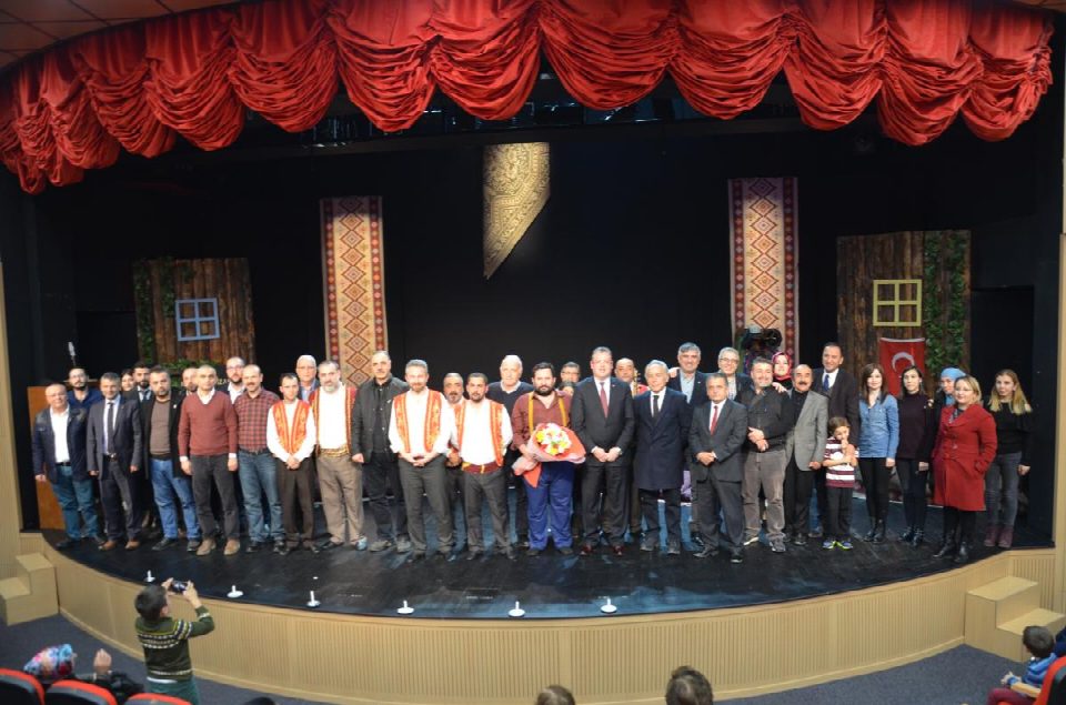 Muhasebeciler, ‘Misafir’ adlı tiyatroda biraya geldiler