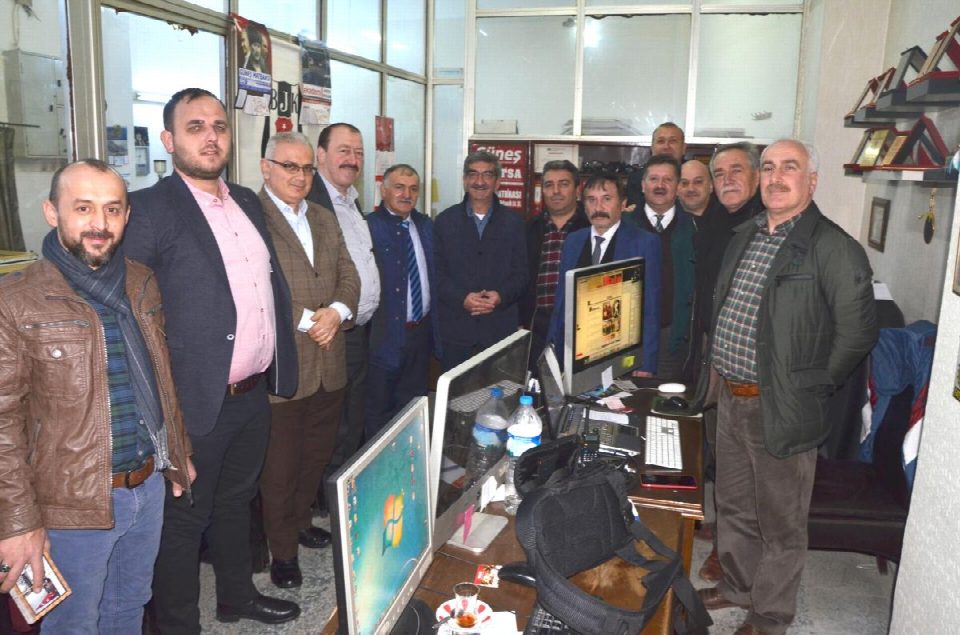 Ayhan Baş’dan gazetemize ziyaret