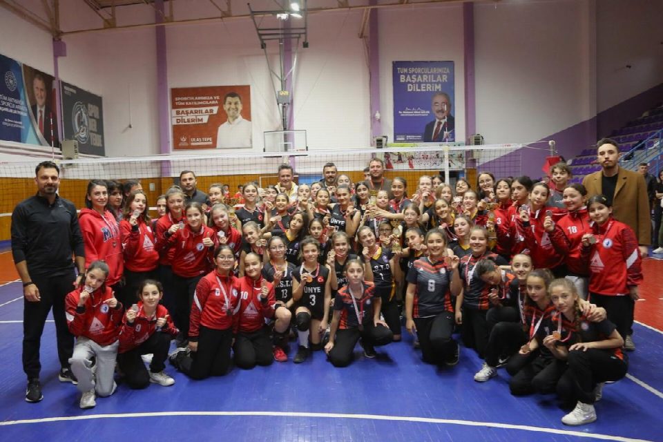OKUL SPORLARI VOLEYBOL İL BİRİNCİLİĞİ SONA ERDİ