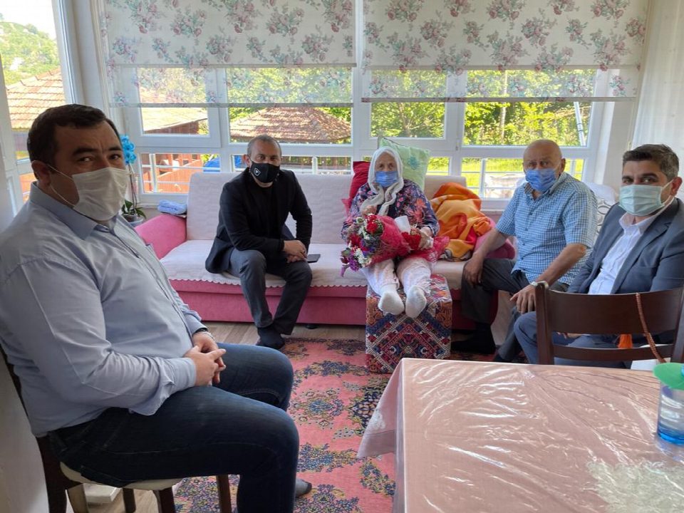 Bayramı süresince 398 şehit ailemiz ve 591 gazimiz evlerinde ziyaret edildi