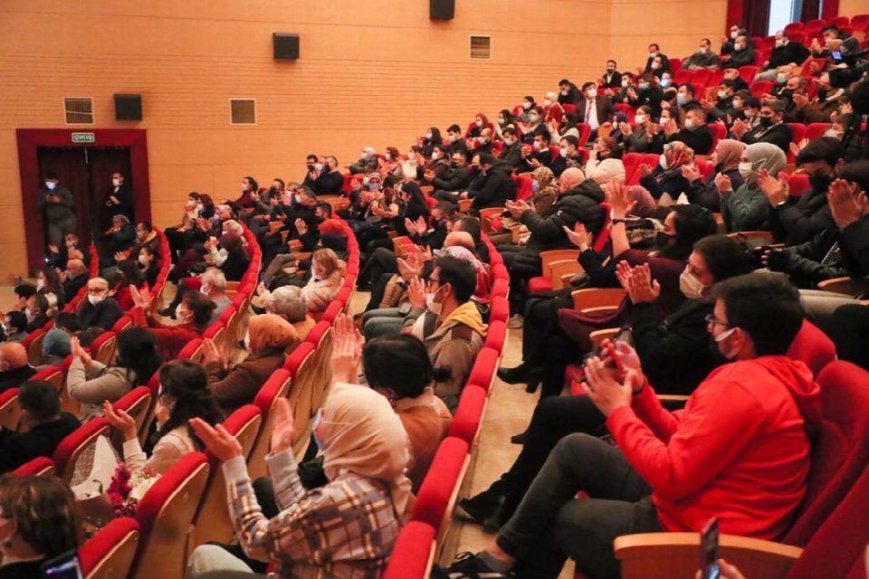 Ses Sanatçısı Metin Şentürk, gönüllere dokundu
