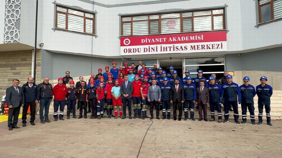 Deprem tatbikatı yapıldı