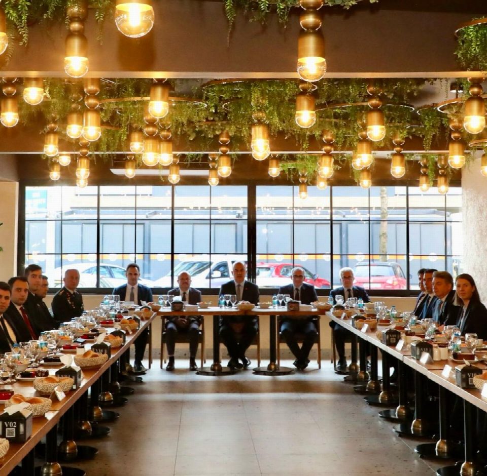Vali Erol, mülki idare amirlerinin 10 Ocak idareciler gününü kutladı