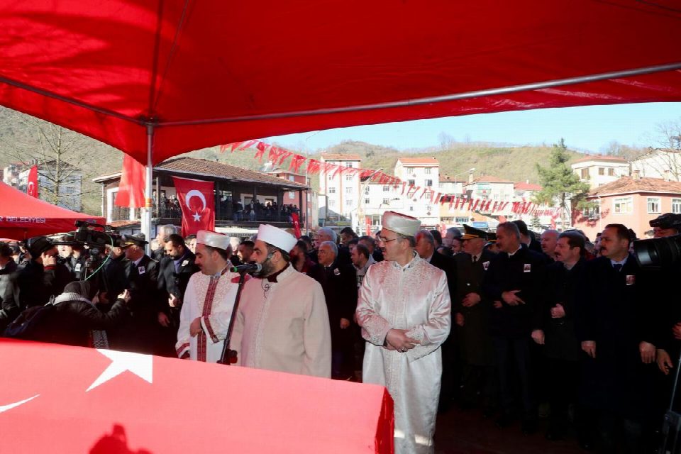 ŞEHİDİMİZİ DUALARLA SON YOLCULUĞA UĞURLADIK