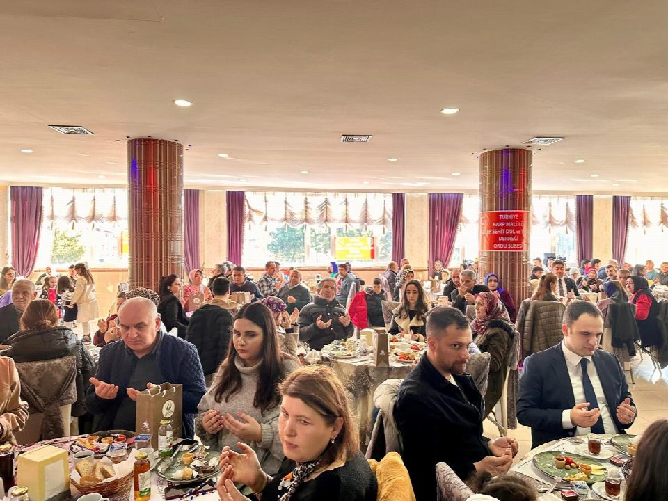 Vali Erol, Şehit Ailelerimiz ve Gazilerimizle Kahvaltı Programında Bir Araya Geldi
