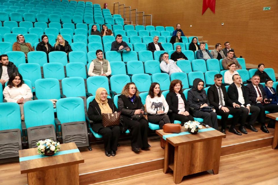 Kaymakamlıkların bilgi işlem sorumlularına hizmet içi eğitim verildi