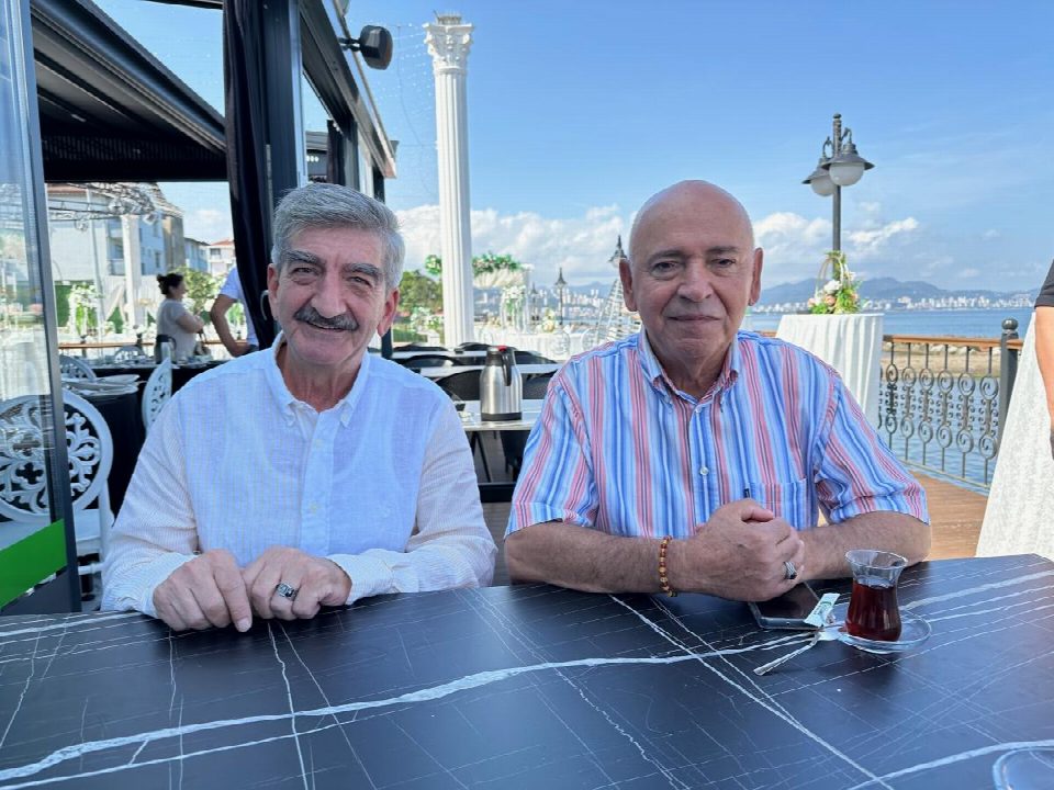 ESKİ İLÇE EMNİYET MÜDÜRÜ ALİ ÇİLEK FATSA’YA GELDİ