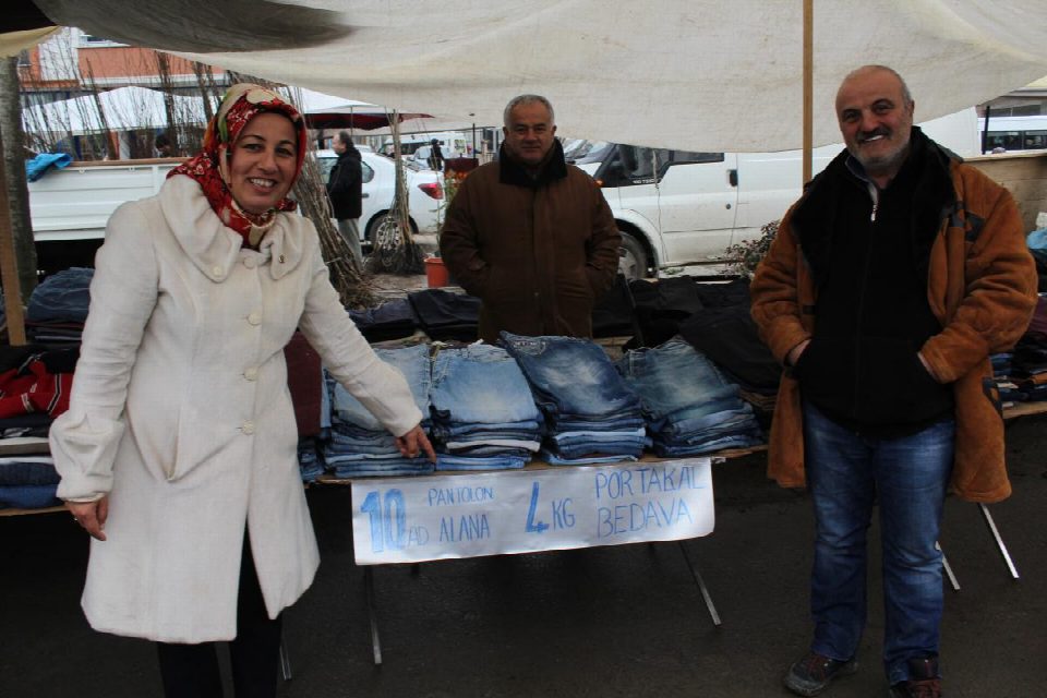 10 Adet Pantolan alana 4 kg Portakal bedava
