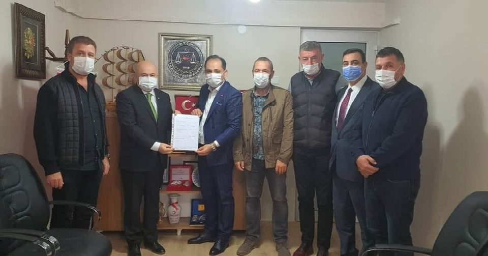 Kaçak mazbatasını aldı