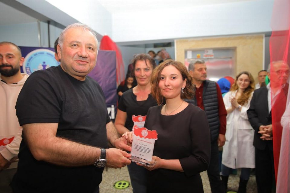 Fatsa Halk Eğitim Merkezi'nin 2022-2023 yılı yıl sonu sergisi açılışı gerçekleşti