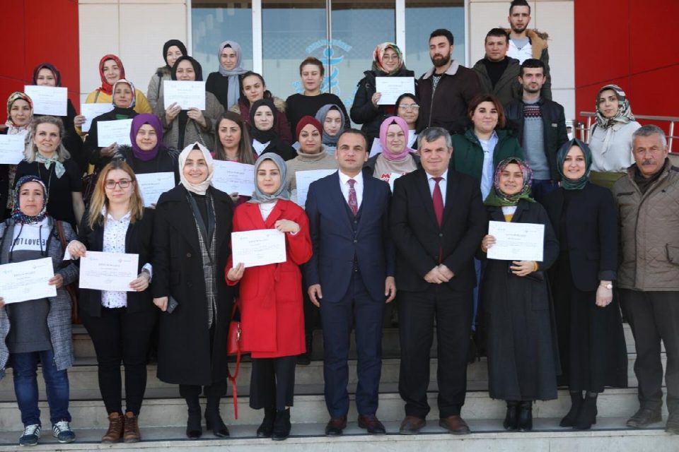 İŞKUR İŞ KULÜBÜNDE İŞ GARANTİLİ EĞİTİM PROGRAMI İLK KEZ FATSA’DA UYGULANDI