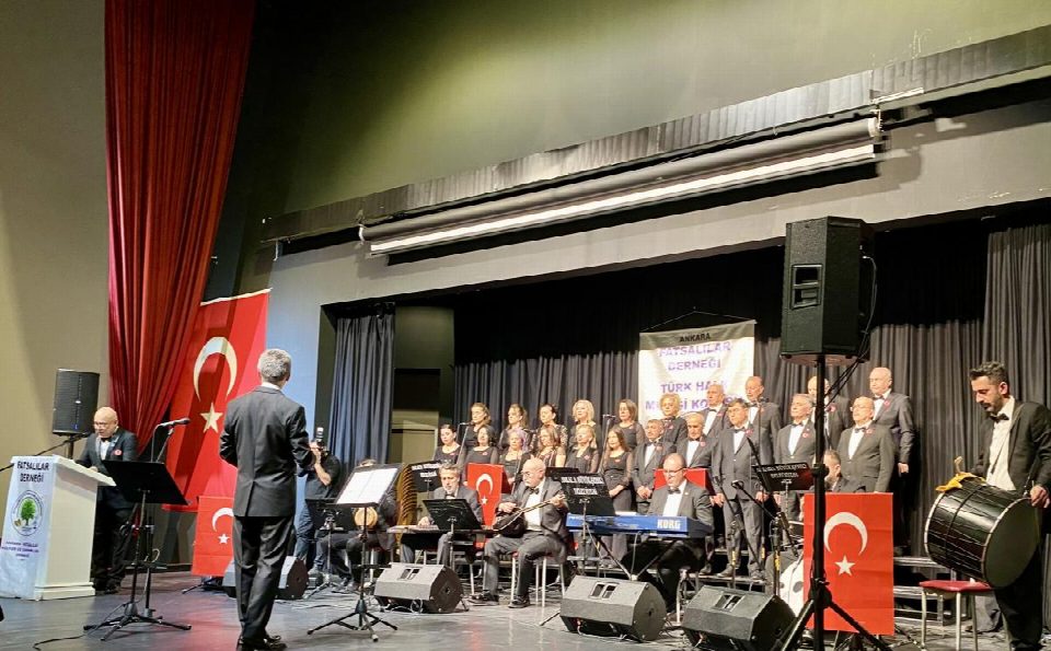 ANKARA FATSALILAR DERNEĞİ TÜRK HALK MÜZİĞİ KOROSUNDAN; “ŞEHİTLER DESTANI” ORATORYOSU