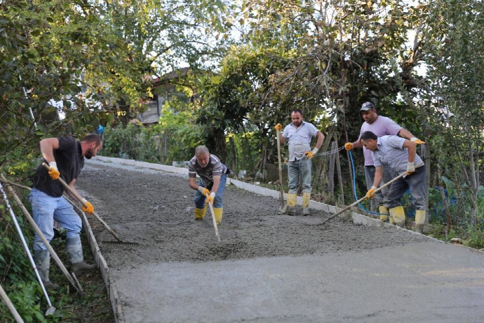 Beton yol Eskiordu halkını çok sevindirdi