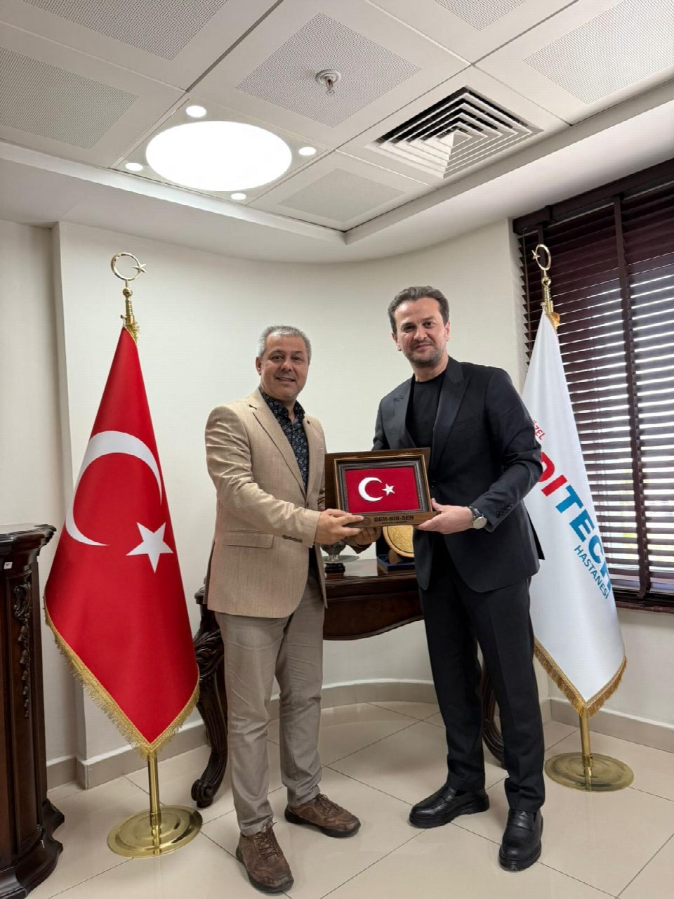 BEM-BİR-SEN Ordu İl Başkanı Rahmi Çakar’dan Meditech Hastanesi Yönetim Kurulu Başkanı Yasin Sarıçiçek’e Hayırlı Olsun Ziyareti