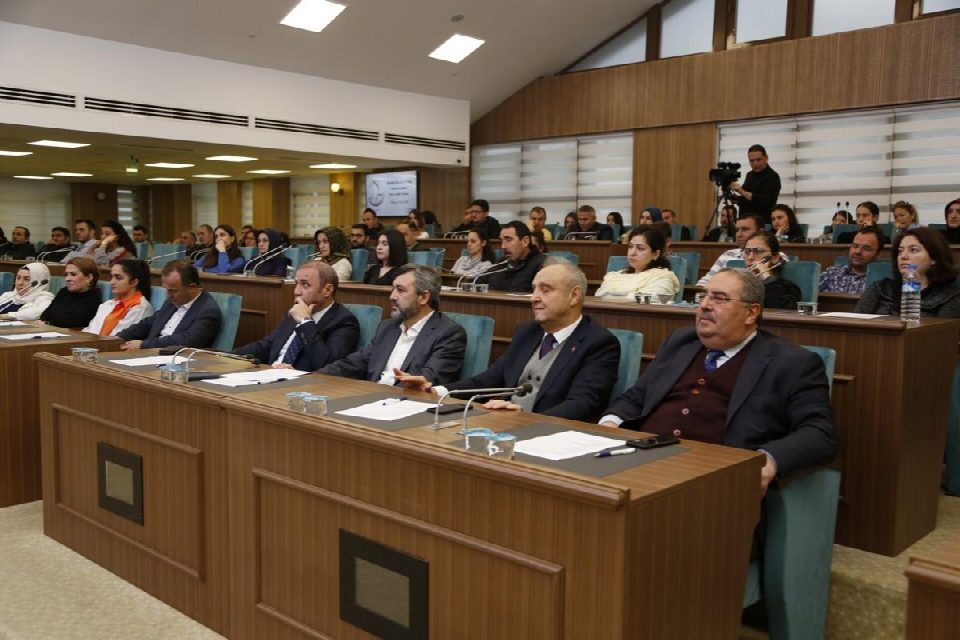BÜYÜKŞEHİR PERSONELİNE EĞİTİM SEMİNERİ