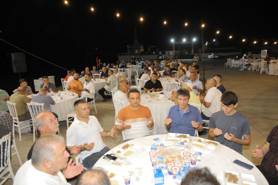 Fatsalı balıkçılar dualarla vira Bismillah dedi