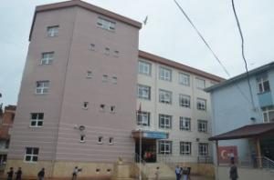 ATATÜRK İLKOKULU YENİ BİNASINDA