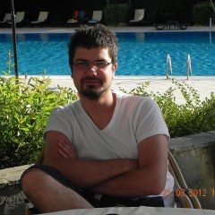 GENÇ ÖĞRETMEN ADAYI BEYİN KANAMASINDAN ÖLDÜ
