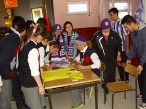 FATSA ANADOLU ÖĞRETMEN LİSESİ ÖĞRENCİLERİNDEN ORDUSPOR'A DESTEK