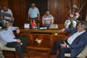 BAŞKAN ANLAYAN'DAN MUHTARLAR DERNEĞİ'NE HAYIRLI OLSUN ZİYARETİ
