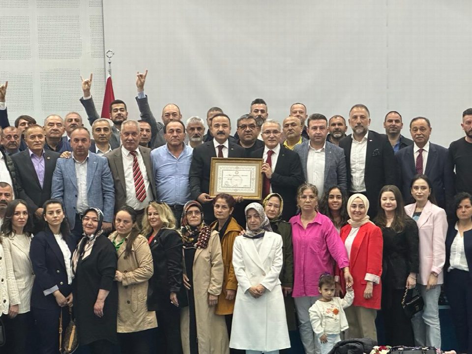 Şanlıtürk, mazbatasını aldı