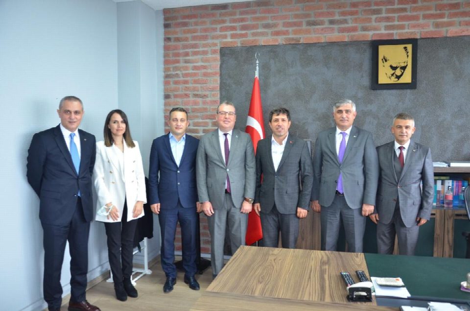 OMMO başkanı Bahadır Baş Ordu Defterdar vekili Cabir Akın’ı ve İşkur il müdürü İsa Kaymak’ı ziyaret etti