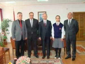 TEMSİLİ KAYMAKAM ÖĞRENCİ ŞULE GÖZİPEK OLDU