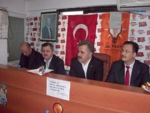 AK PARTİ'DE BAYRAMLAŞMA