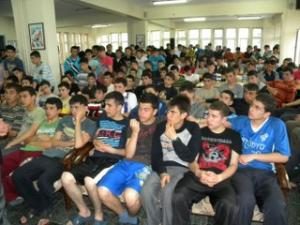 POLİSLERDEN ÖĞRENCİLERE SEMİNER