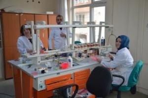 DİŞ POLİKLİNİĞİNDE AYDA 300 HASTA TEDAVİ OLUYOR