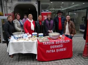 YADIMSEVENLER DERNEĞİNDEN AŞURE İKRAMI