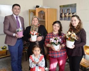 ZİHİNSEL ENGELLİ TUBA'NIN ÇALIŞMA AZMİ