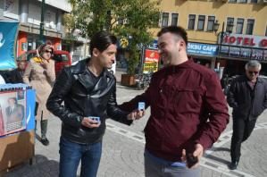 ALPARSLAN TÜRKEŞ'İN ÖLÜMÜNÜN 19. YIL DÖNÜMÜNDE LOKUM DAĞITTILAR
