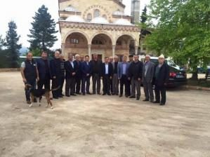 AK Partinin mahalle ziyaretleri sürüyor