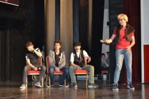CAHİT ZARİFOĞLU ANADOLU LİSESİ’NDEN TİYATRO GÖSTERİSİ