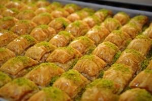 EN ÇOK BAKLAVA SATILIYOR