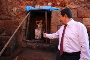 Kibele heykeli turizmin hizmetinde