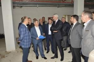 YILMAZ, HUZUREVİ PROJESİNİ İNCELEDİ