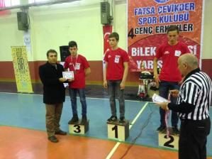 Genç Erkekler Bilek Güreşi Yarışması Yapıldı