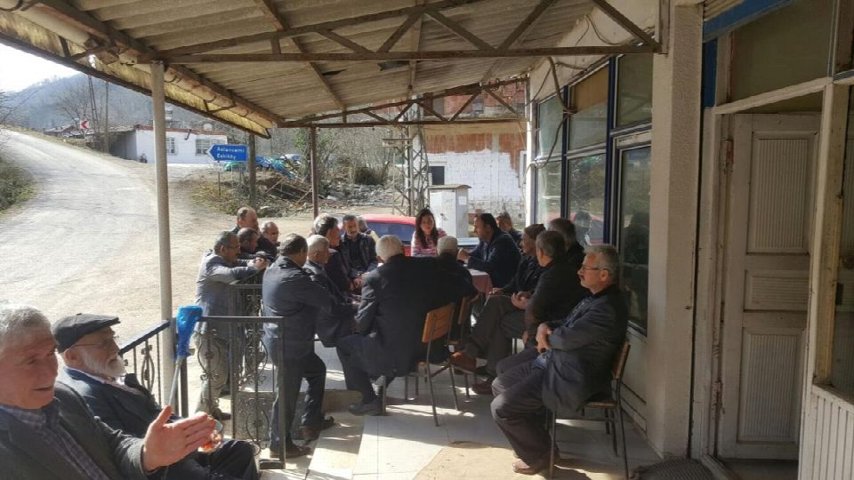 Fatsa'da çiftçiler "buzağı ölümleri" konusunda bilgilendiriliyor