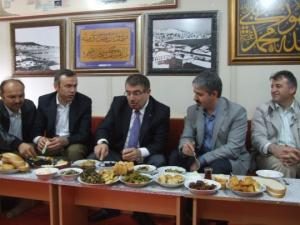 İçişleri Bakanı idris Naim Şahin Ünder’i ziyaret etti