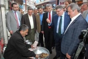 ŞAHİN FATSA'DA ESNAF ZİYARETİ YAPTI