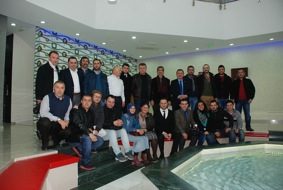 BAŞKAN ANLAYAN ÇALIŞAN GAZETECİLER İLE YEMEKTE BULUŞTU