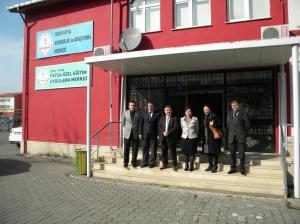 Özel Eğitim Uygulama Merkezini Başkan Anlayan’a ziyaret etti
